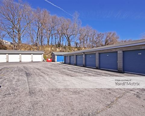 Source URL: https://cdnsc.rentcafe.com/dmslivecafe/3/1072958/1072958-1-5.jpg?width=-1&height=385&quality=80