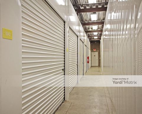 Source URL: https://cdnsc.rentcafe.com/dmslivecafe/3/1072964/1072964-1-5.jpg?width=-1&height=385&quality=80