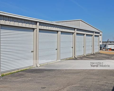 Source URL: https://cdnsc.rentcafe.com/dmslivecafe/3/1072966/1072966-1-3.jpg?width=-1&height=385&quality=80