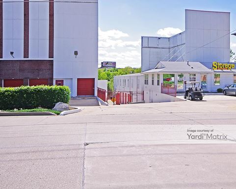 Source URL: https://cdnsc.rentcafe.com/dmslivecafe/3/1072969/1072969-1-2.jpg?width=-1&height=385&quality=80