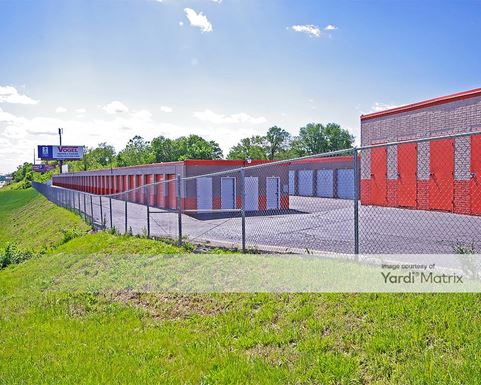 Source URL: https://cdnsc.rentcafe.com/dmslivecafe/3/1072985/1072985-1-4.jpg?width=-1&height=385&quality=80