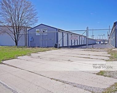 Storage Units for Rent available at 13 Schiber Court, Maryville, IL 62062