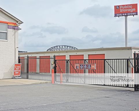 Source URL: https://cdnsc.rentcafe.com/dmslivecafe/3/1073001/1073001-1-3.jpg?width=-1&height=385&quality=80