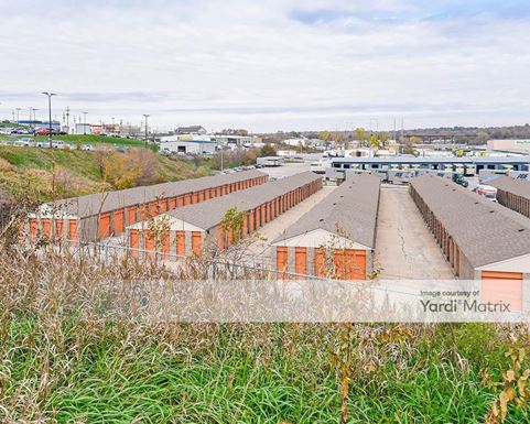 Source URL: https://cdnsc.rentcafe.com/dmslivecafe/3/1073018/1073018-1-2.jpg?width=-1&height=385&quality=80