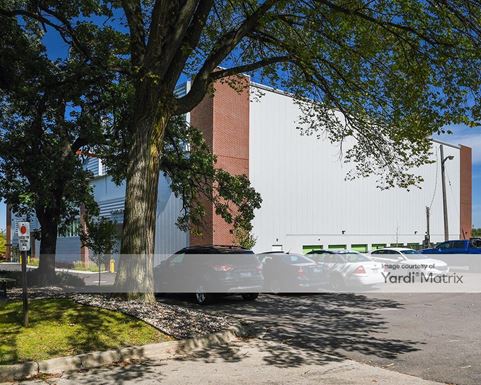 Source URL: https://cdnsc.rentcafe.com/dmslivecafe/3/1073045/1073045-1-3.jpg?width=-1&height=385&quality=80