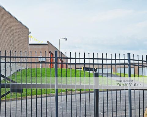 Source URL: https://cdnsc.rentcafe.com/dmslivecafe/3/1073143/1073143-1-3.jpg?width=-1&height=385&quality=80