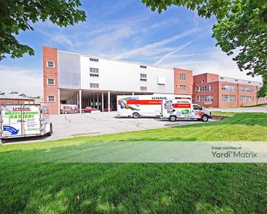 Storage Units for Rent available at 4327 Gustine Avenue, Saint Louis, MO 63116