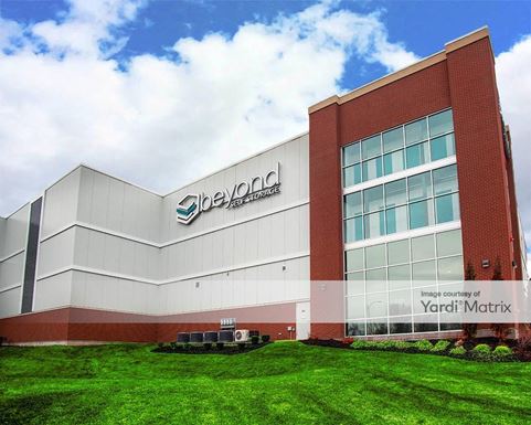 Source URL: https://cdnsc.rentcafe.com/dmslivecafe/3/1073156/1073156-1-2.jpg?width=-1&height=385&quality=80