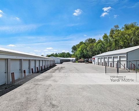 Source URL: https://cdnsc.rentcafe.com/dmslivecafe/3/1073168/1073168-1-4.jpg?width=-1&height=385&quality=80