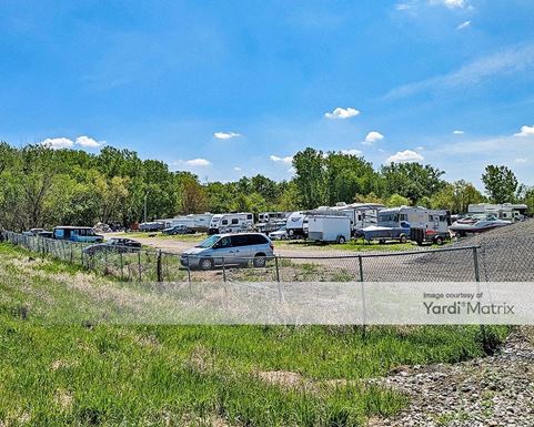 Source URL: https://cdnsc.rentcafe.com/dmslivecafe/3/1073168/1073168-1-5.jpg?width=-1&height=385&quality=80