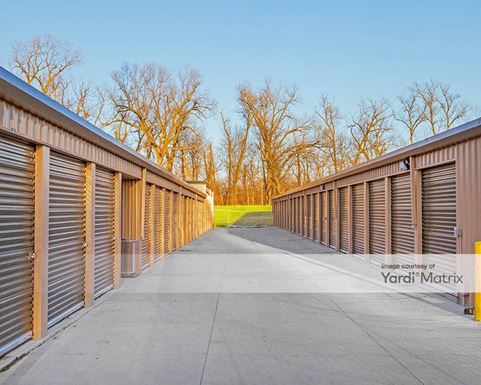 Source URL: https://cdnsc.rentcafe.com/dmslivecafe/3/1073193/1073193-1-3.jpg?width=-1&height=385&quality=80