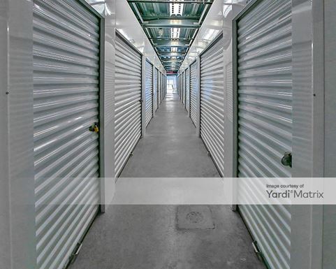 Source URL: https://cdnsc.rentcafe.com/dmslivecafe/3/1073205/1073205-1-2.jpg?width=-1&height=385&quality=80