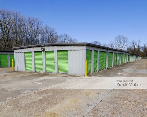 Source URL: https://cdnsc.rentcafe.com/dmslivecafe/3/1073215/1073215-1-4.jpg?width=-1&height=385&quality=80