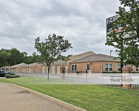 Source URL: https://cdnsc.rentcafe.com/dmslivecafe/3/1073221/1073221-1-5.jpg?width=-1&height=385&quality=80