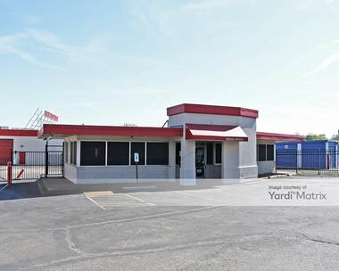 Storage Units for Rent available at 2700 Poplar Avenue, Memphis, TN 38112