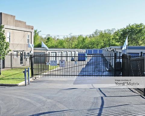 Source URL: https://cdnsc.rentcafe.com/dmslivecafe/3/1073237/1073237-1-2.jpg?width=-1&height=385&quality=80