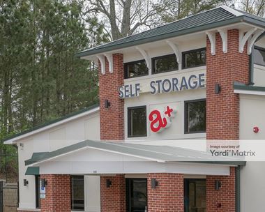 Storage Units for Rent available at 1111 Macon View Drive, Cordova, TN 38018