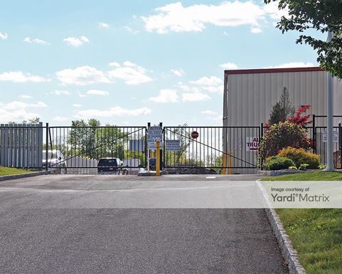 Source URL: https://cdnsc.rentcafe.com/dmslivecafe/3/1073266/1073266-1-4.jpg?width=-1&height=385&quality=80