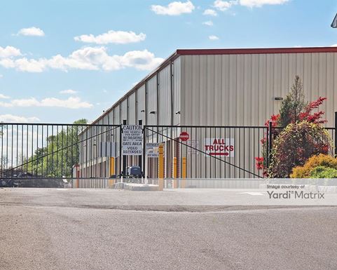 Source URL: https://cdnsc.rentcafe.com/dmslivecafe/3/1073266/1073266-1-5.jpg?width=-1&height=385&quality=80