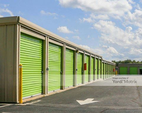 Source URL: https://cdnsc.rentcafe.com/dmslivecafe/3/1073270/1073270-1-3.jpg?width=-1&height=385&quality=80