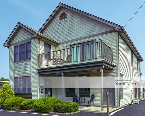 Source URL: https://cdnsc.rentcafe.com/dmslivecafe/3/1073270/1073270-1-5.jpg?width=-1&height=385&quality=80