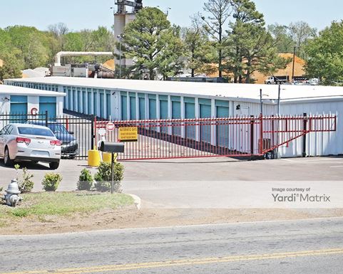 Source URL: https://cdnsc.rentcafe.com/dmslivecafe/3/1073285/1073285-1-2.jpg?width=-1&height=385&quality=80