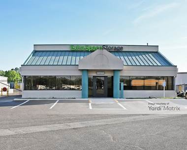 Storage Units for Rent available at 2625 Mt Moriah Road, Memphis, TN 38115
