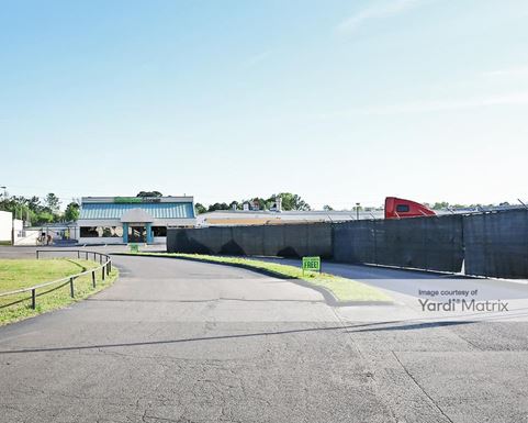 Source URL: https://cdnsc.rentcafe.com/dmslivecafe/3/1073290/1073290-1-3.jpg?width=-1&height=385&quality=80