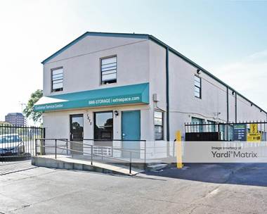 Storage Units for Rent available at 1075 Madison Avenue, Memphis, TN 38104
