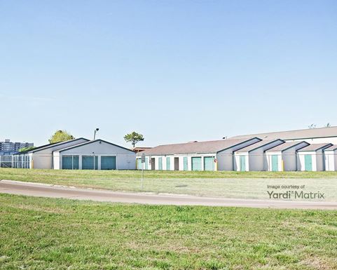 Source URL: https://cdnsc.rentcafe.com/dmslivecafe/3/1073295/1073295-1-3.jpg?width=-1&height=385&quality=80