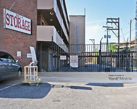 Source URL: https://cdnsc.rentcafe.com/dmslivecafe/3/1073305/1073305-1-2.jpg?width=-1&height=385&quality=80