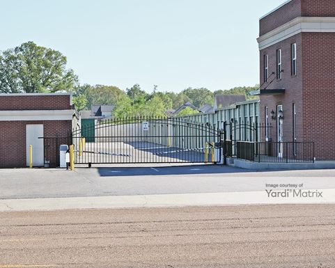 Source URL: https://cdnsc.rentcafe.com/dmslivecafe/3/1073307/1073307-1-2.jpg?width=-1&height=385&quality=80