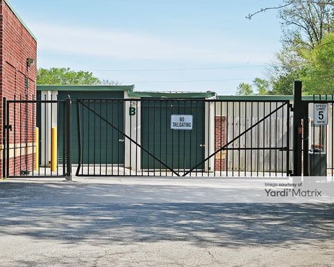 Source URL: https://cdnsc.rentcafe.com/dmslivecafe/3/1073310/1073310-1-4.jpg?width=-1&height=385&quality=80