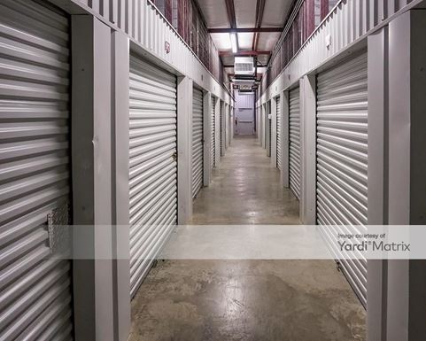 Source URL: https://cdnsc.rentcafe.com/dmslivecafe/3/1073313/1073313-1-4.jpg?width=-1&height=385&quality=80