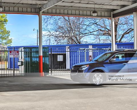 Source URL: https://cdnsc.rentcafe.com/dmslivecafe/3/1073316/1073316-1-3.jpg?width=-1&height=385&quality=80