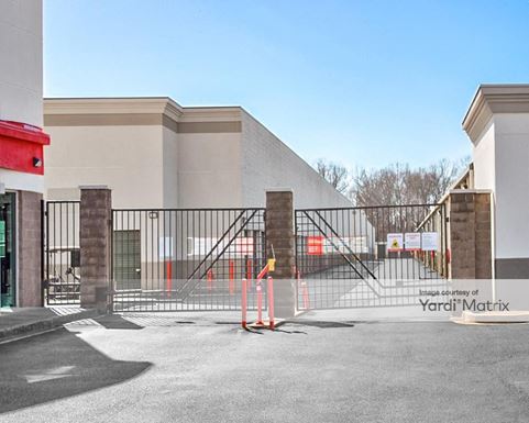 Source URL: https://cdnsc.rentcafe.com/dmslivecafe/3/1073317/1073317-1-2.jpg?width=-1&height=385&quality=80