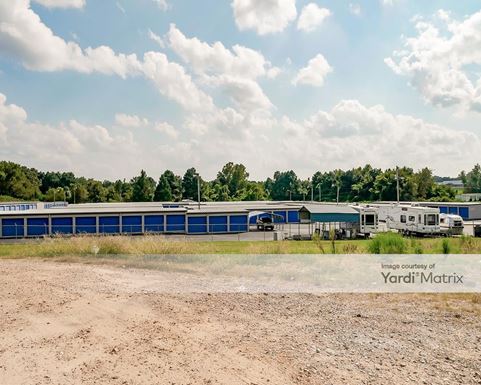 Source URL: https://cdnsc.rentcafe.com/dmslivecafe/3/1073320/1073320-1-5.jpg?width=-1&height=385&quality=80