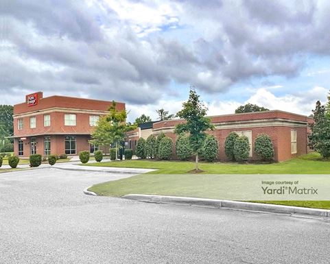 Source URL: https://cdnsc.rentcafe.com/dmslivecafe/3/1073323/1073323-1-5.jpg?width=-1&height=385&quality=80