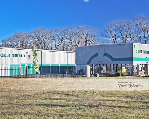 Source URL: https://cdnsc.rentcafe.com/dmslivecafe/3/1073329/1073329-1-4.jpg?width=-1&height=385&quality=80