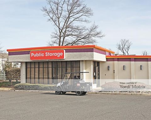 Source URL: https://cdnsc.rentcafe.com/dmslivecafe/3/1073333/1073333-1-4.jpg?width=-1&height=385&quality=80