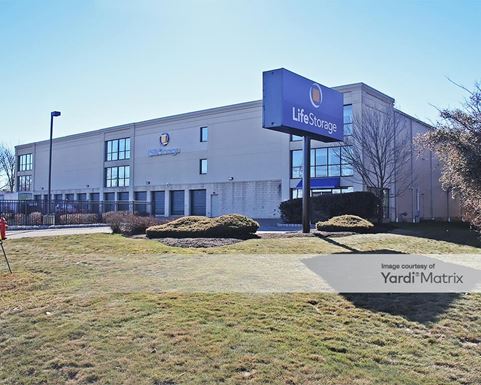 Source URL: https://cdnsc.rentcafe.com/dmslivecafe/3/1073340/1073340-1-2.jpg?width=-1&height=385&quality=80