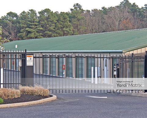 Source URL: https://cdnsc.rentcafe.com/dmslivecafe/3/1073341/1073341-1-5.jpg?width=-1&height=385&quality=80