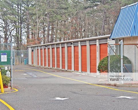 Source URL: https://cdnsc.rentcafe.com/dmslivecafe/3/1073351/1073351-1-3.jpg?width=-1&height=385&quality=80