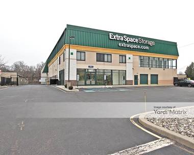 Storage Units for Rent available at 766 Carolier Lane, North Brunswick, NJ 08902