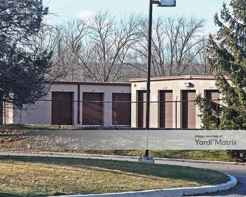 Source URL: https://cdnsc.rentcafe.com/dmslivecafe/3/1073358/1073358-1-2.jpg?width=-1&height=385&quality=80