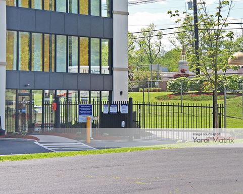 Source URL: https://cdnsc.rentcafe.com/dmslivecafe/3/1073359/1073359-1-4.jpg?width=-1&height=385&quality=80