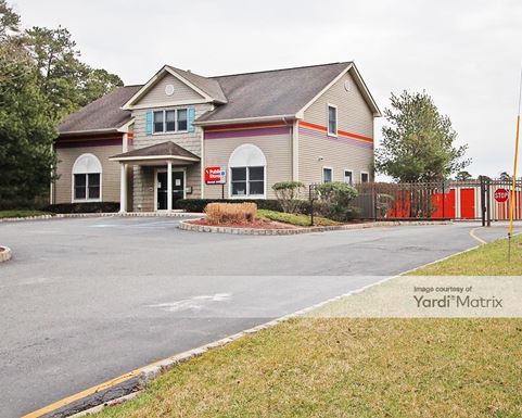 Source URL: https://cdnsc.rentcafe.com/dmslivecafe/3/1073360/1073360-1-2.jpg?width=-1&height=385&quality=80