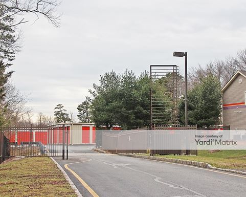 Source URL: https://cdnsc.rentcafe.com/dmslivecafe/3/1073360/1073360-1-3.jpg?width=-1&height=385&quality=80