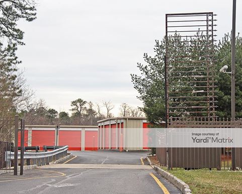 Source URL: https://cdnsc.rentcafe.com/dmslivecafe/3/1073360/1073360-1-4.jpg?width=-1&height=385&quality=80