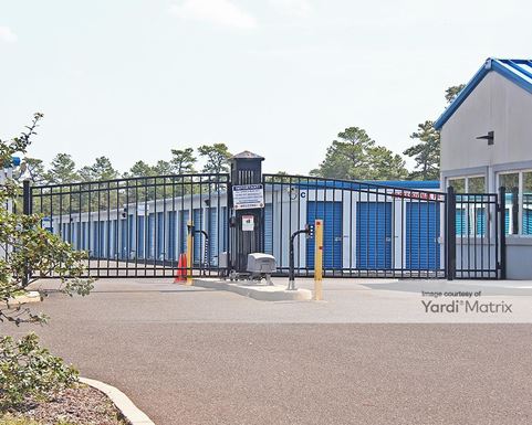 Source URL: https://cdnsc.rentcafe.com/dmslivecafe/3/1073368/1073368-1-5.jpg?width=-1&height=385&quality=80